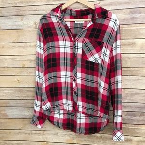 BeachLunchLounge Plaid Button Down Flannel Top
